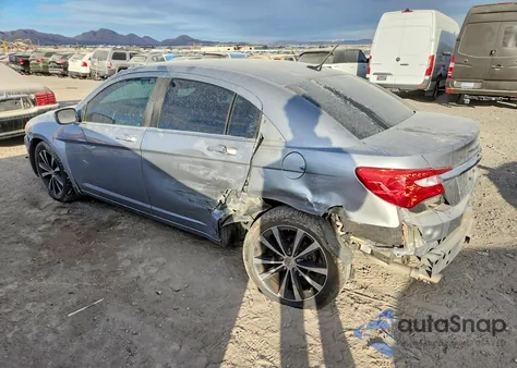 2013 Chrysler 200 Limited z USA, uszkodzony, nr VIN 1C3CCBCG4DN621084